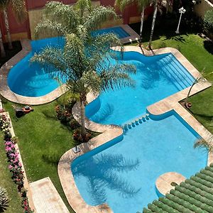 Chimera Apartments & Suites